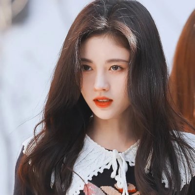 伊莉莎与玛瑟拉